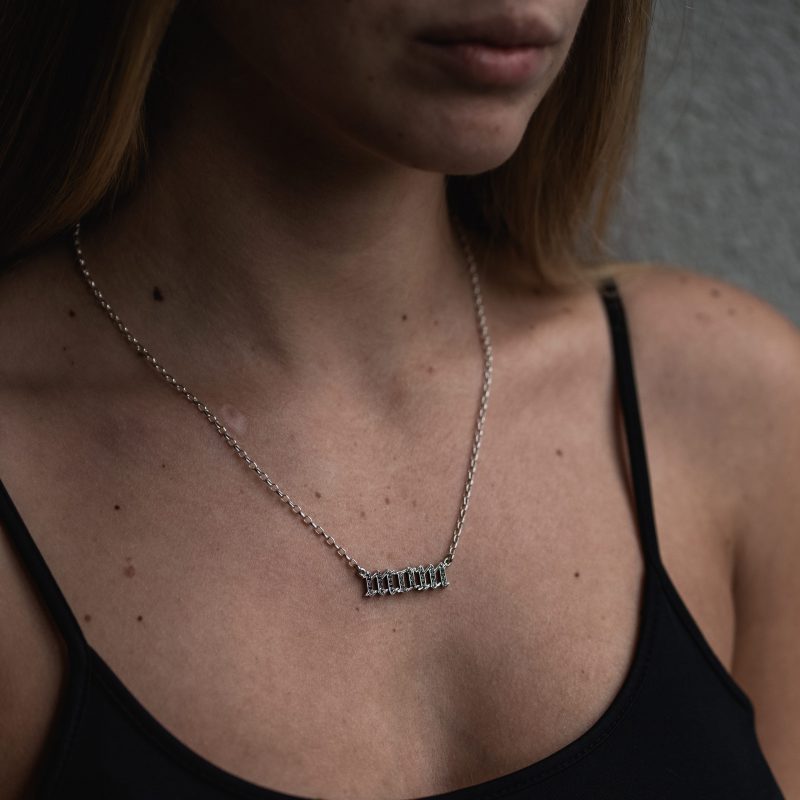 ⁦שרשרת mom משובצת⁩ – תמונה ⁦3⁩